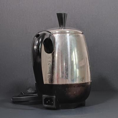 LOT 208K: Farberware SuperFast Electric Percolator, Wear-Ever Super Shooter Cookie Press & More