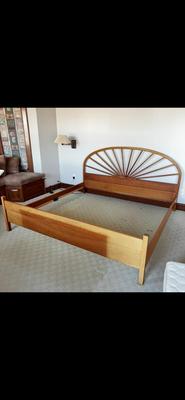 Sale Photo Thumbnail #1552: As-is has fading on footboard from sun 
Overall very good condition