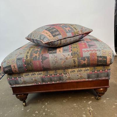 Sale Photo Thumbnail #1559: With accent pillow