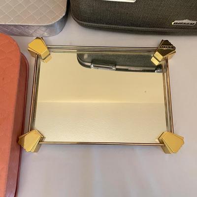 American Tourister Suitcase with More Vanity & Travel (GB1-SS)