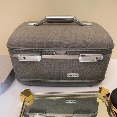American Tourister Suitcase with More Vanity & Travel (GB1-SS)