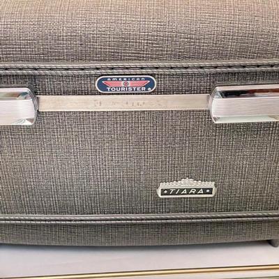 American Tourister Suitcase with More Vanity & Travel (GB1-SS)