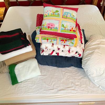 Perry Ellis Full-Sized Comforter and More Full & Throw Blankets (PB-SS)