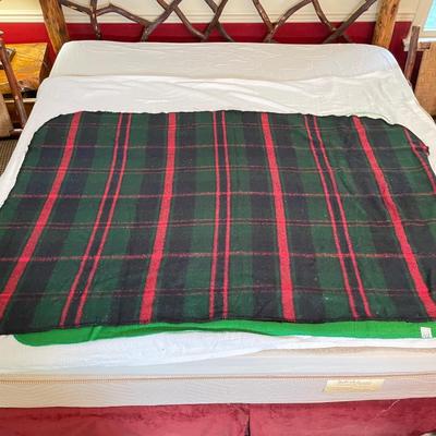 Perry Ellis Full-Sized Comforter and More Full & Throw Blankets (PB-SS)
