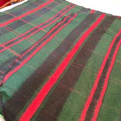 Perry Ellis Full-Sized Comforter and More Full & Throw Blankets (PB-SS)
