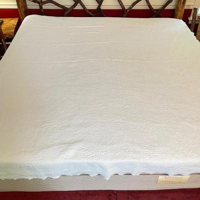 Queen Bed Linens (PB-SS)
