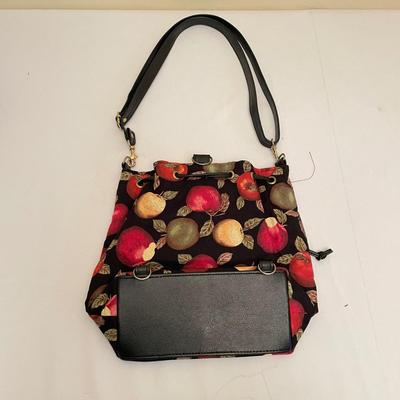 Everyday Outing Purses incl Frankie & Johnnie, QK and Donna Sharp (HC-SS)