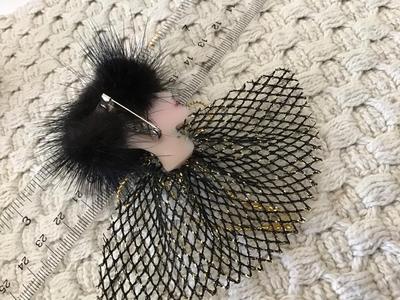 Vintage Lady Brooch Fur Hat