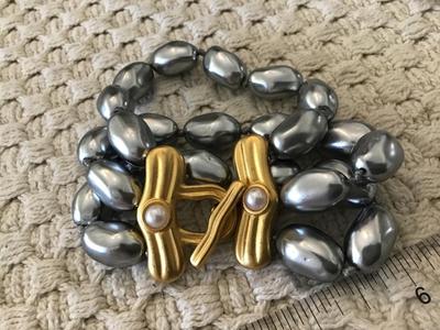 3Strand Metallic look Beads TOOGLE