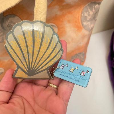 Sun and Sand Beach Set and More Totes (HC-SS)