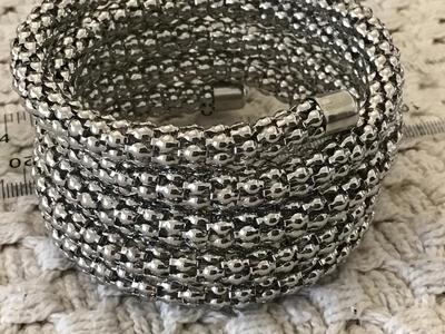 Serpent Skin Silver Tone 8 Inch Long Mid
