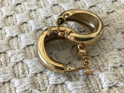 Chunky Gold Tone Napier Earrings
