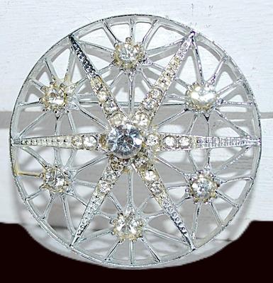 "STAR WHEEL" BROOCH (2" Diam.) with 7 Stones on a Grid Style Silver Tone Setting