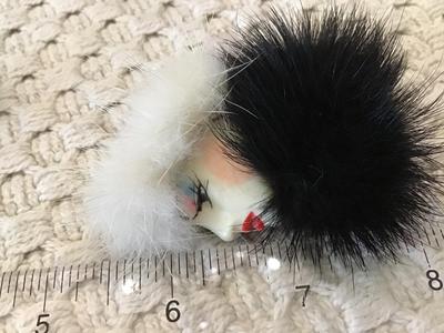 Santa Fur Face Brooch
