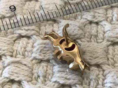 Vintage Kangaroo Jelly Belly pin