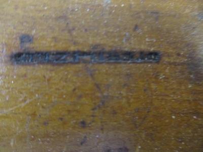 Kiwi Shoe Shine Groomer Wooden Box Foot Rest Polish Solid Wood Made In The USA w/ Brushes