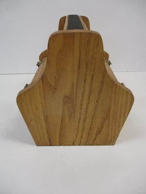 Kiwi Shoe Shine Groomer Wooden Box Foot Rest Polish Solid Wood Made In The USA w/ Brushes