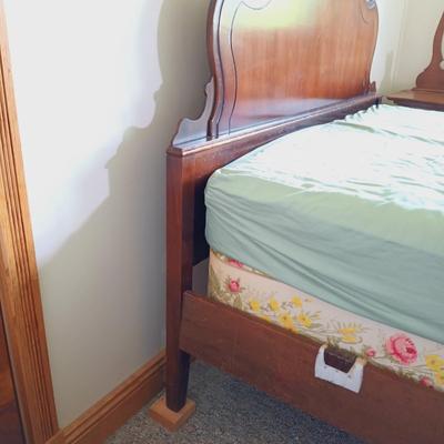 Sale Photo Thumbnail #153