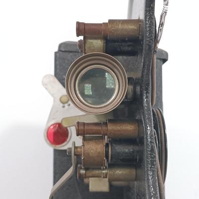 LOT 86: Keystone E848 Moviegraph 16mm Film Projector