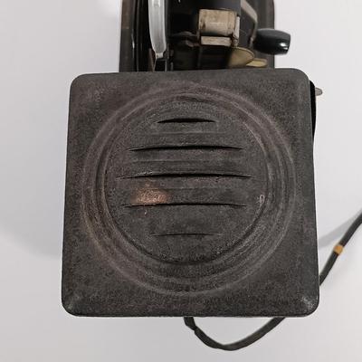 LOT 86: Keystone E848 Moviegraph 16mm Film Projector