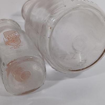 LOT 88: Set of (7) Vintage Milk Bottles
