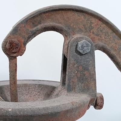 LOT 90: Antique Cast Iron Hand Water Pump