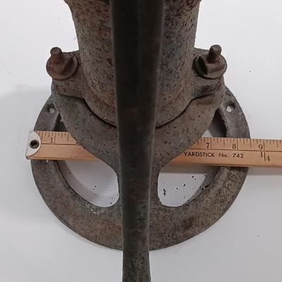 LOT 90: Antique Cast Iron Hand Water Pump