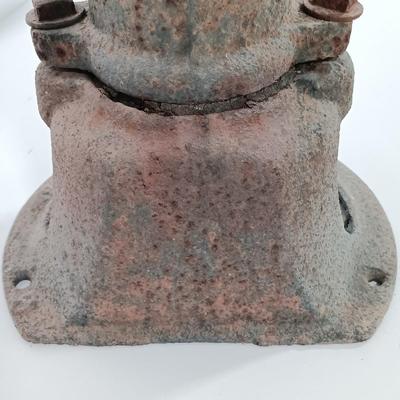 LOT 90: Antique Cast Iron Hand Water Pump