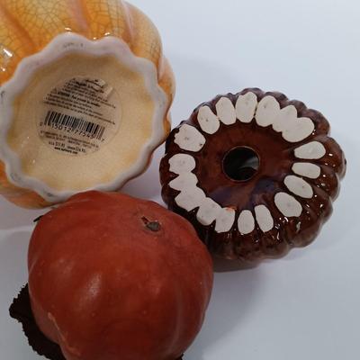 LOT 91: Autumn Collection - Yankee Candle Candleholders, Harvest Sign, Ceramic Turkey Planter & More