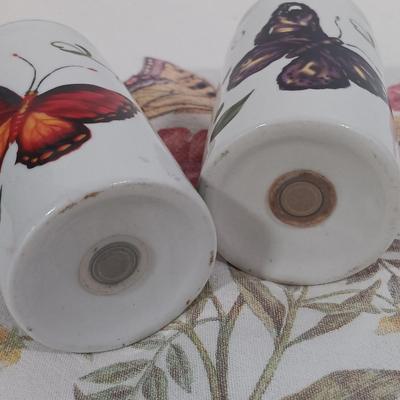 LOT 95: Butterfly Collection- Serving Dish, Trivet, Teacup, Cheese Platter & More