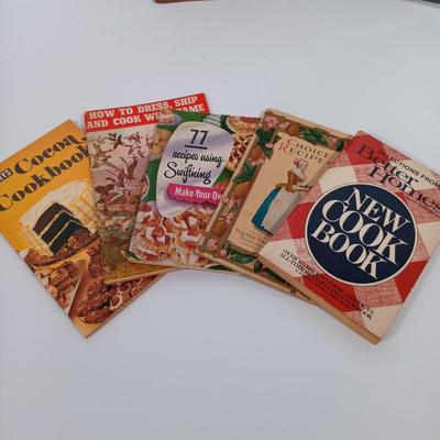 LOT 99: Vintage Kitchen Lot- Pyrex Teapot, Tin Pie Plate, Cookbooks & More