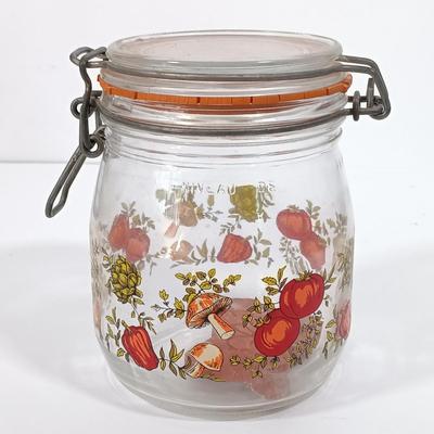 LOT 103: Vintage Kitchen - Pyrex Spring Blossom Casserole Dish, Libbey Ripple Green Glasses, Arc Spice of Life Jar & More