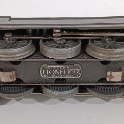 LOT 190: Lionel 1668E O-Gauge Gunmetal Torpedo Steam Locomotive with Tender Car