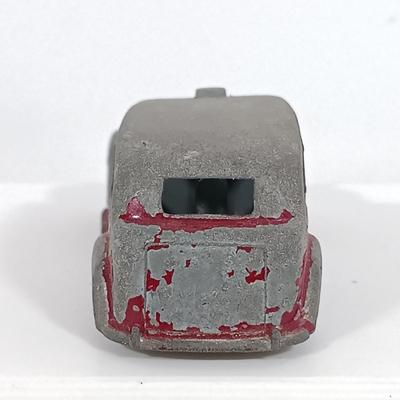 LOT 191: Cast Metal Sedan Car, Matchbox Lesney Commer Bottle Float, Austin Metropolitan Taxi, Studebaker Lark Wagonaire & Cast Metal...