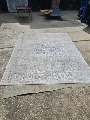 Area rug