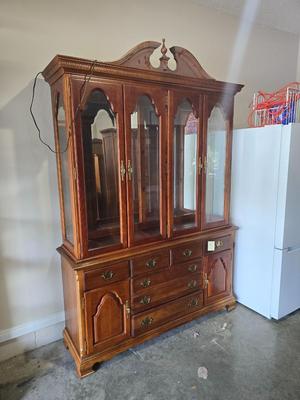 2 piece Hutch