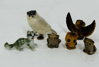 Sale Photo Thumbnail #438: In good used condition, but large owl has small chip on his tail.
