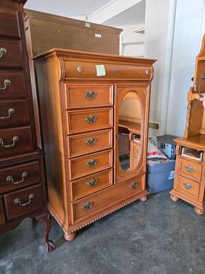 Armoire