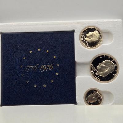 LOT 127: 1971 Eisenhower Silver Proof Dollar, 1972 & 1974 Eisenhower Proof Dollars, 1976 Bicentennial Silver Proof Set, and 1971...