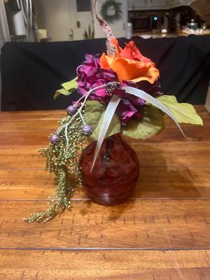 Sale Photo Thumbnail #38: Cranberry ruffled edge vase with floral arrangement