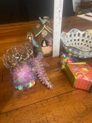 Sale Photo Thumbnail #53: Flower bowl with birdhouse and ornaments