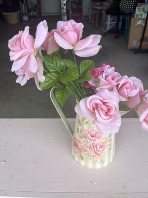 Sale Photo Thumbnail #58: Rose pitcher with flowers