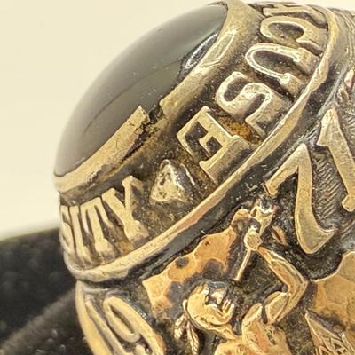 Balfour 10K Class Ring: Syracuse University 1971 (ST-HS)