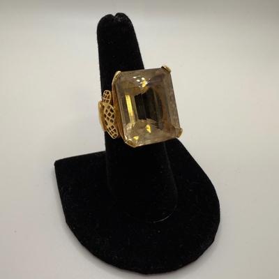 Gold Ring with Large Citrine Gemstone (ST-HS)