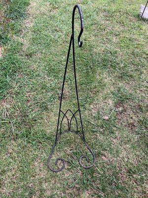 Sale Photo Thumbnail #200: Black iron standing plant holder - see pics for size