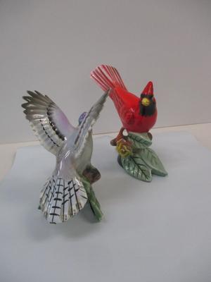 Vintage Lefton Cardinal & Blue Jay Hand Painted Red Bird On Branch Flower Japan