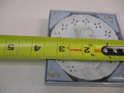 Precious Moments Collectible Christmas Plate & Trinket Plates Velvet Bisque Porcelain Heart-Shaped Mini Plates With Easel