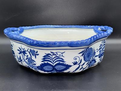Blue & White Center Bowl