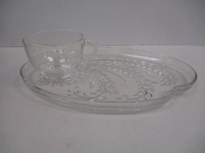 Federal Glass Hospitality Snack Set 4 Plates & 4 Cups #2