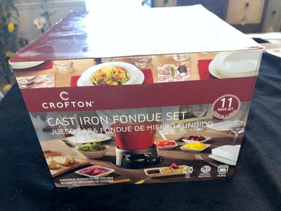 Sale Photo Thumbnail #388: Fondue pot NIB